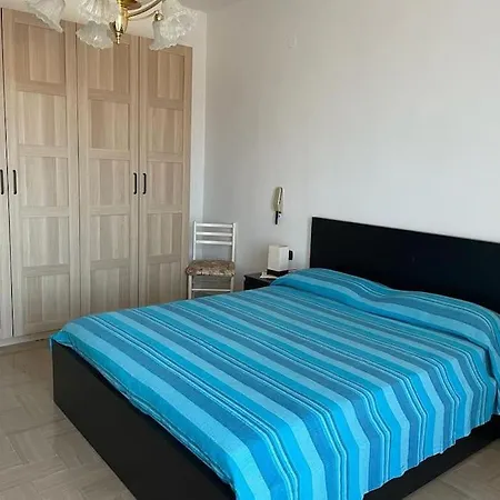 La Maison Apache Cod Iun: R8196 דירה *