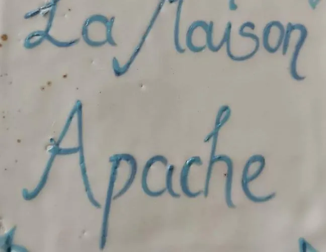 La Maison Apache Cod Iun: R8196 * 贡内萨