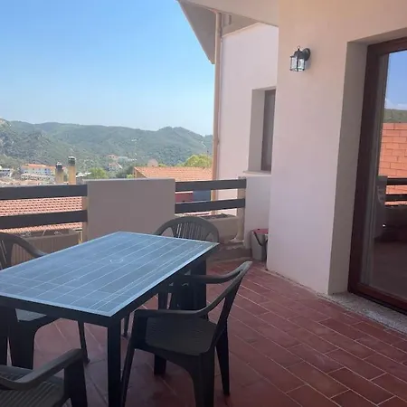 Apartment La Maison Apache Cod Iun: R8196 *